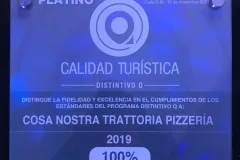 Pizzeria-Cosa-Nostra-Ecuador-Quito-Certificado-Distintivo-Q-10